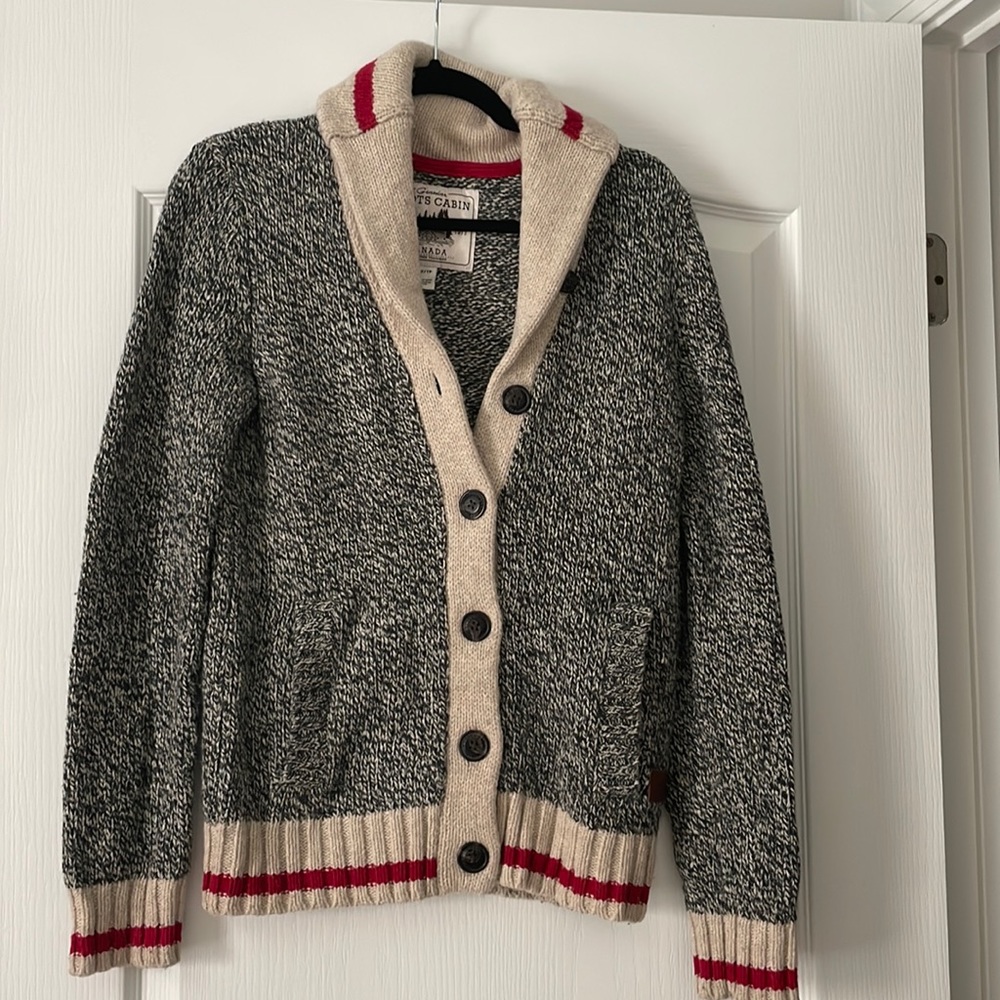 Beautiful cardigan by Roots Canada in size XS.